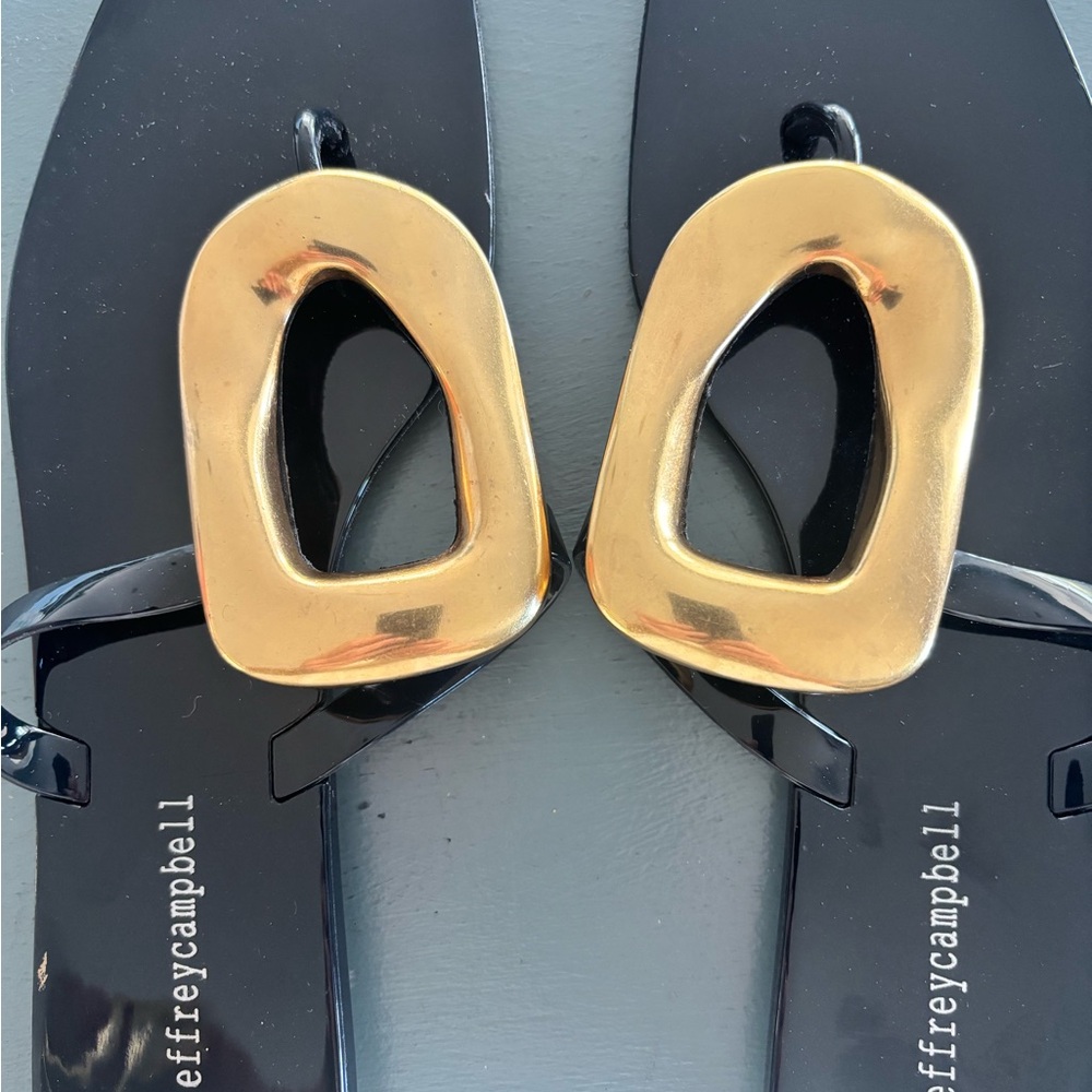 Jeffrey Campbell Black Sandals with Gold Details size 7 -Linques Flip Flop - Picture 3 of 6